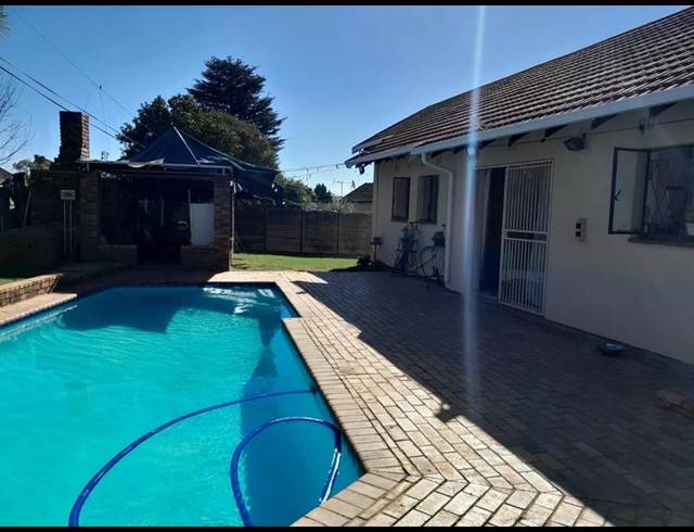 3 BEDROOM HOUSE FOR SALE IN BRACKENDOWNS
